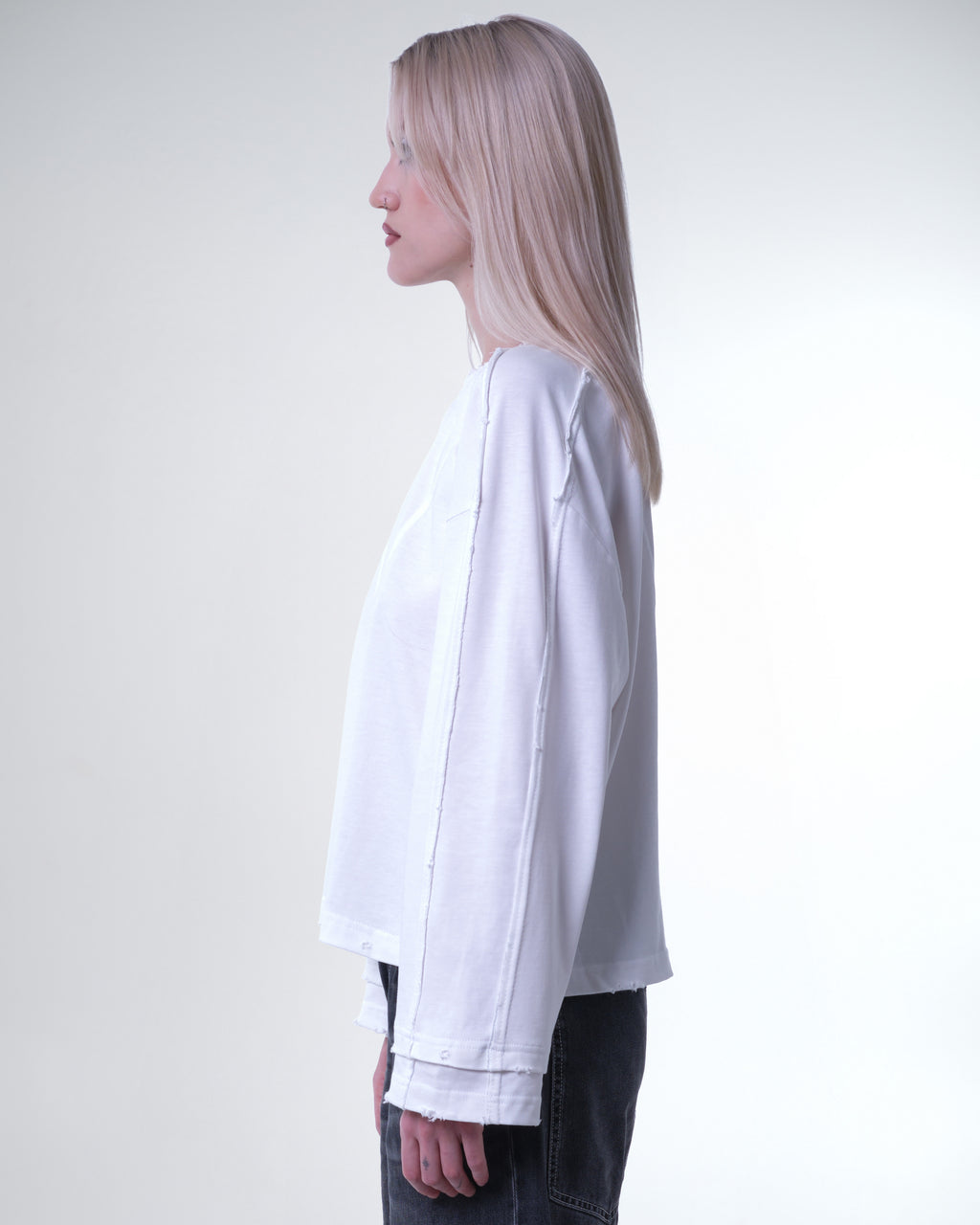 NOCTRA LONGSLEEVE - OFF WHITE
