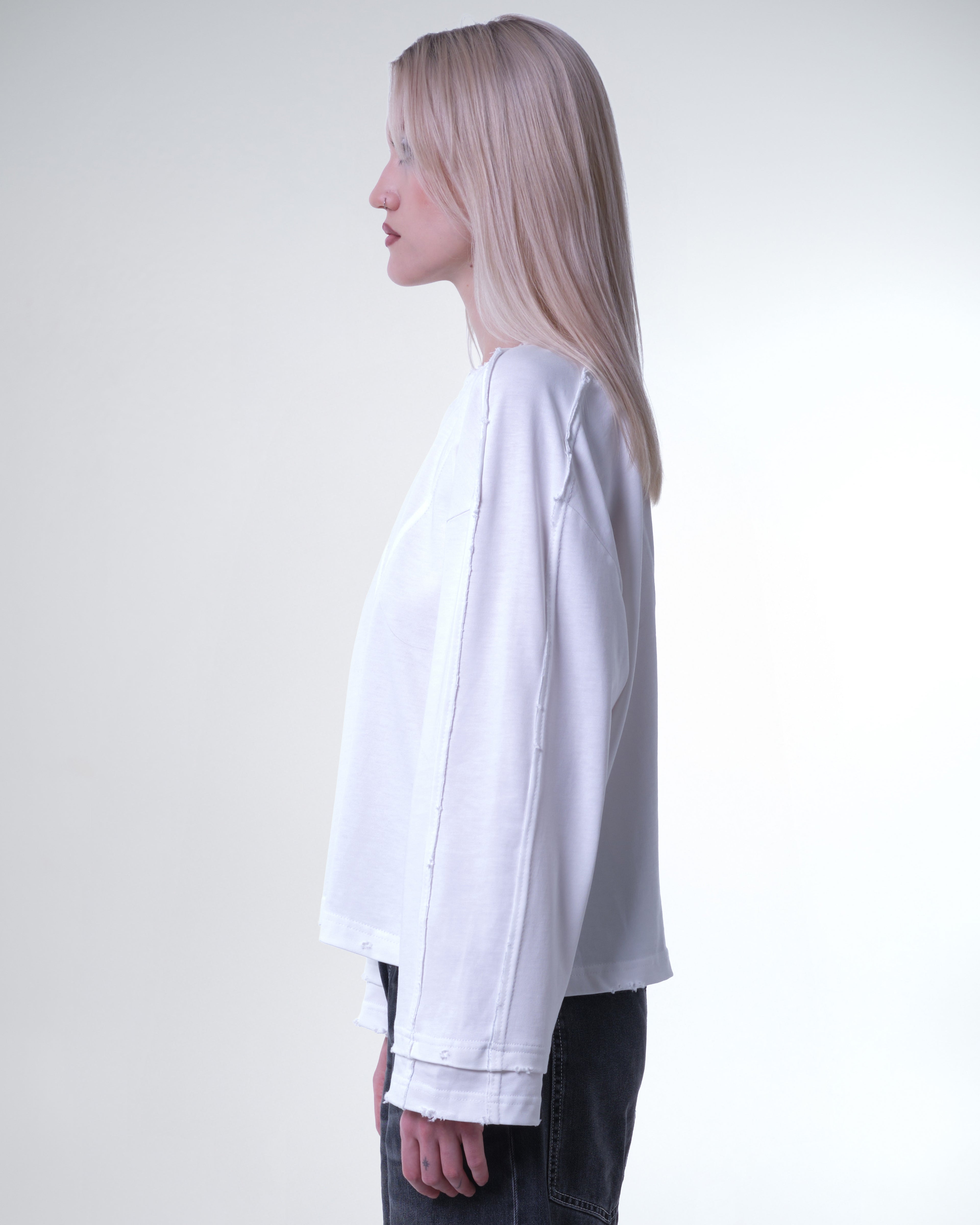 NOCTRA LONGSLEEVE - OFF WHITE
