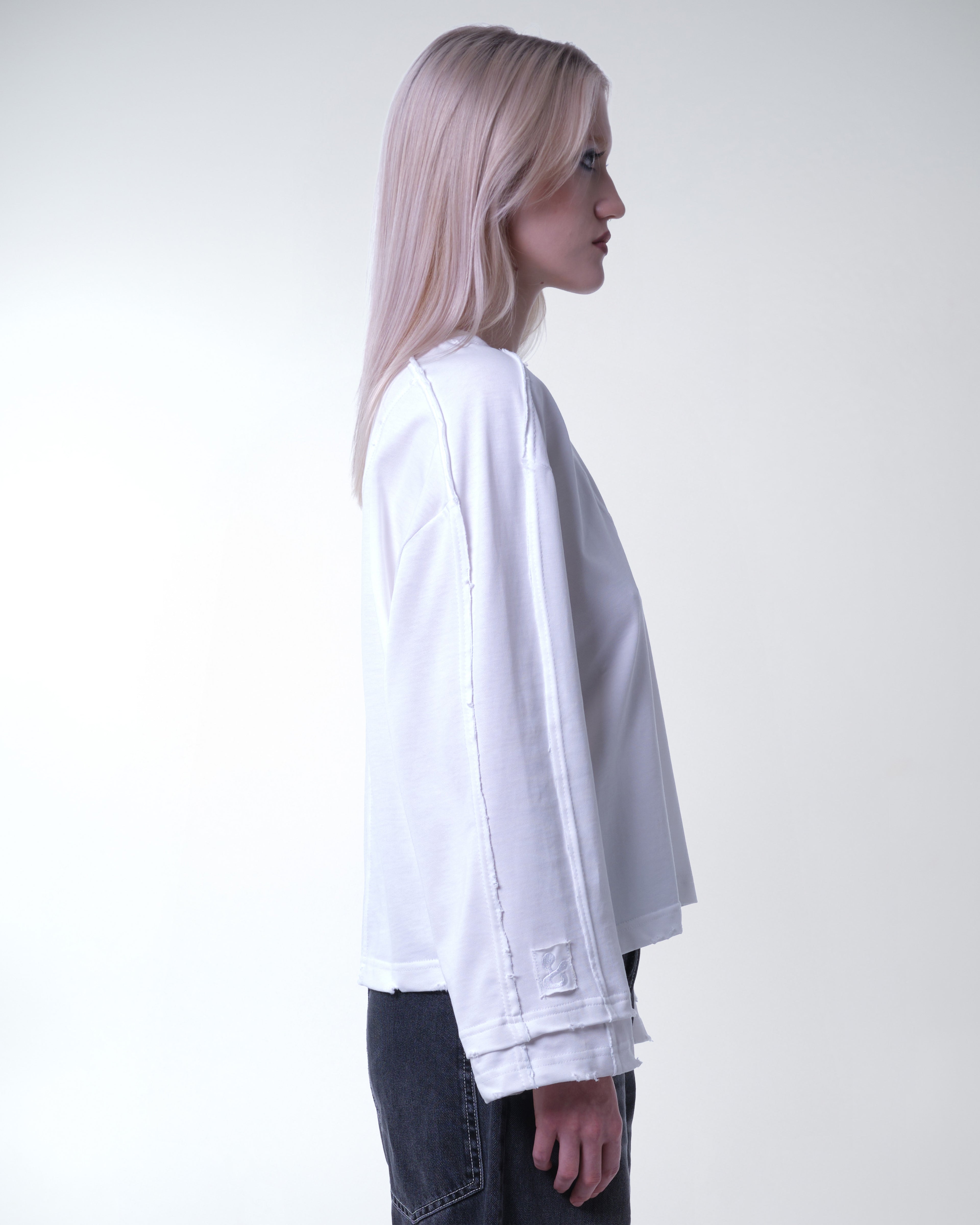 NOCTRA LONGSLEEVE - OFF WHITE