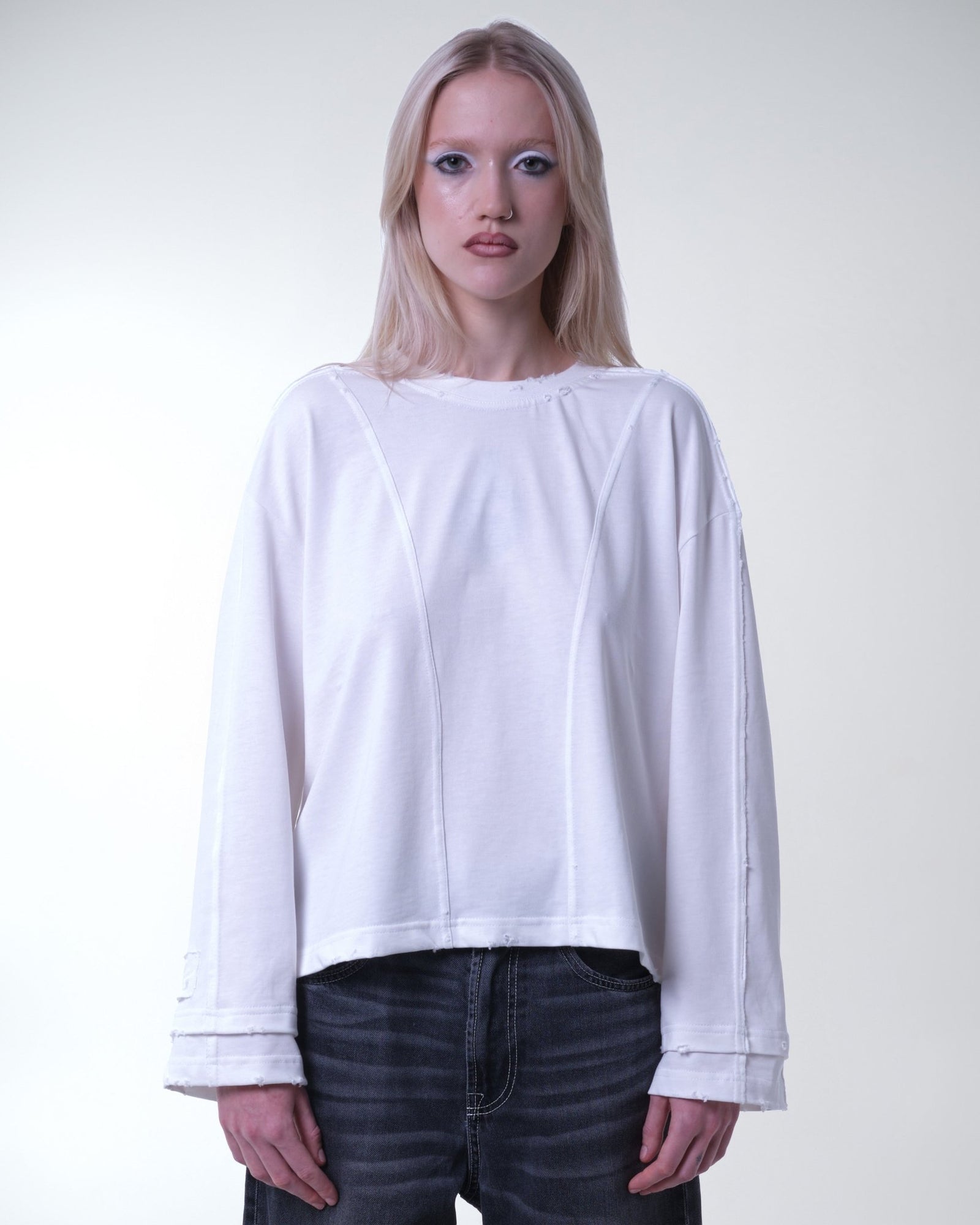 NOCTRA LONGSLEEVE - OFF WHITE