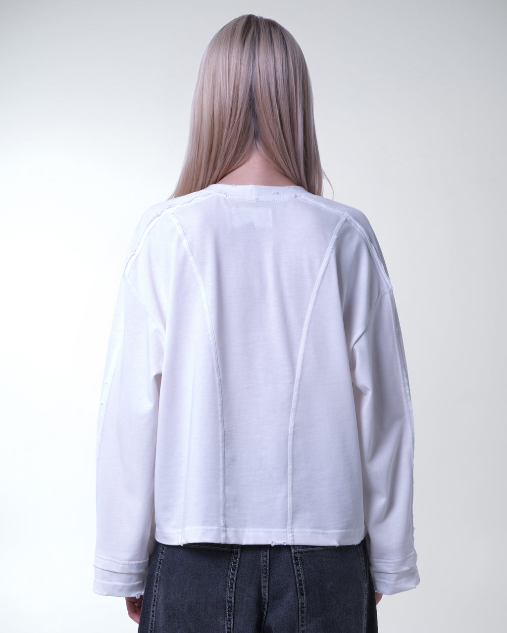 NOCTRA LONGSLEEVE - OFF WHITE