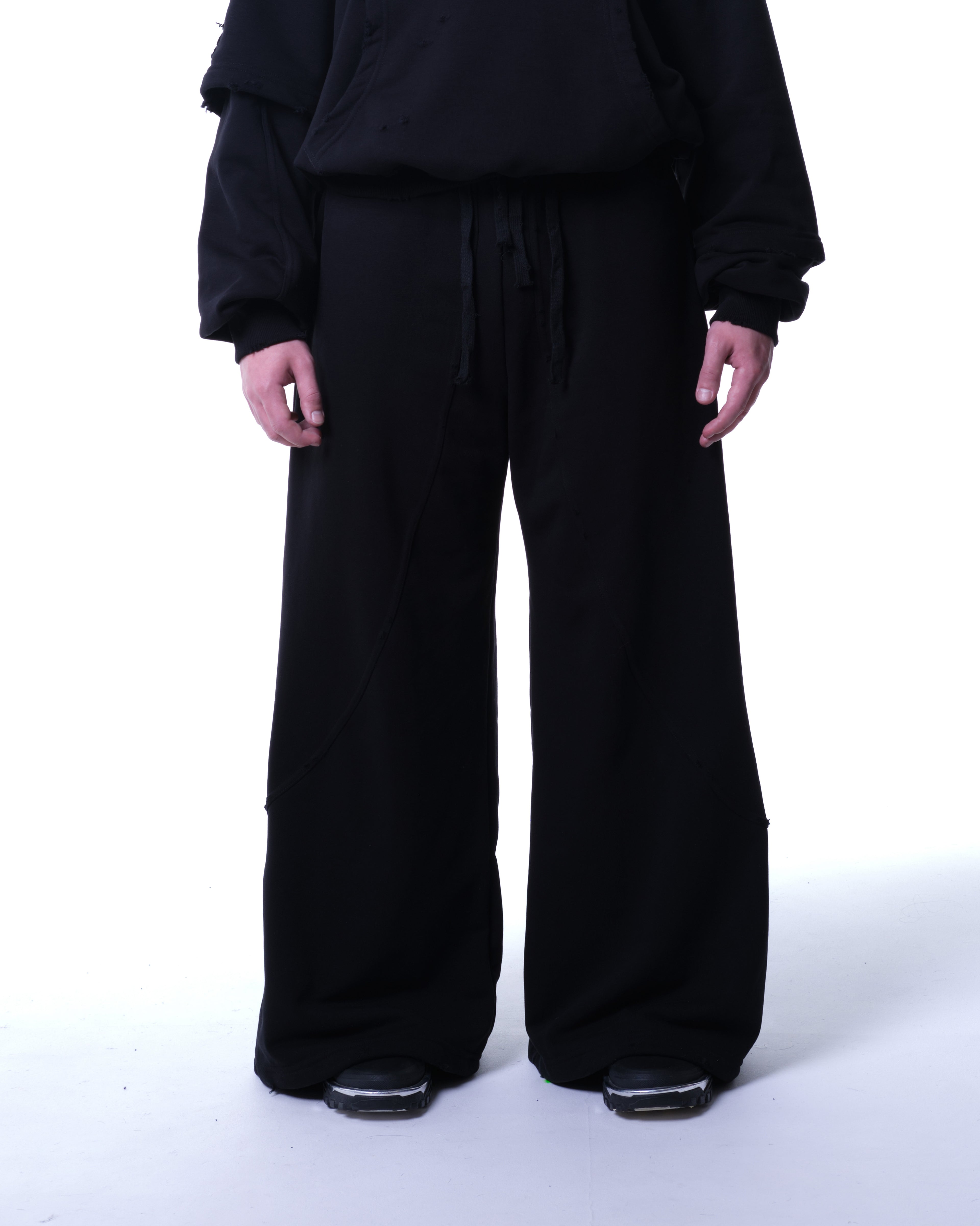 NOCTRA PANTS - BLACK
