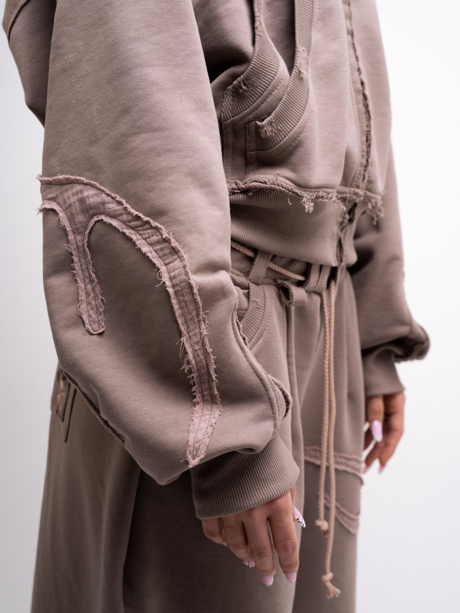 DESERT HOODIE - SAND